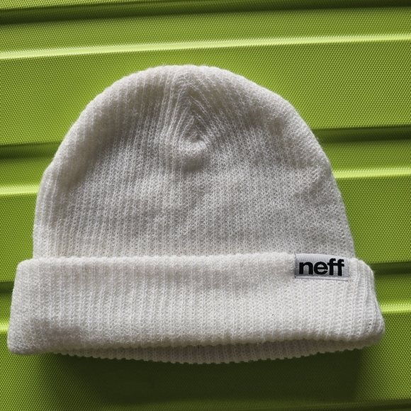 Neff White Ribbed Beanie - Picture 5 of 6